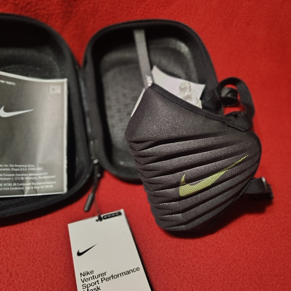 Nike Black Sport Performance Mask Case